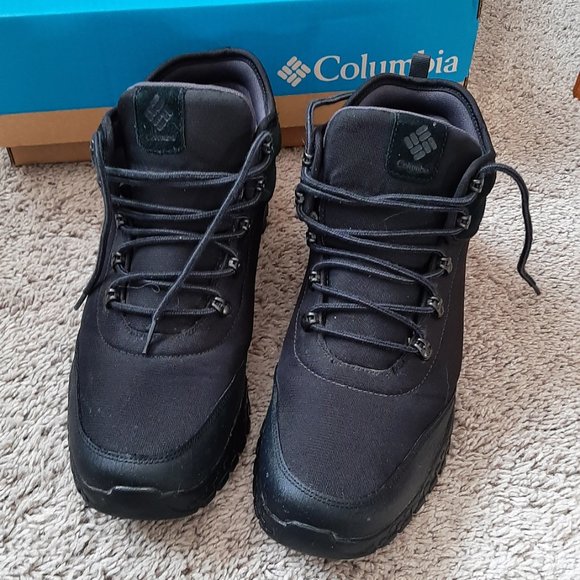 Columbia  Fairbanks MID  (Size 13) Color Black - Picture 4 of 4